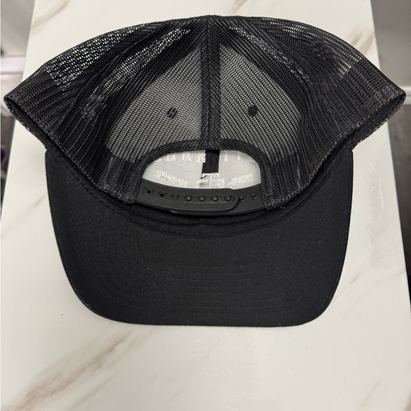 EUC DHCM Dirty Hands Clean Money Black Snap Back - Picture 5 of 6